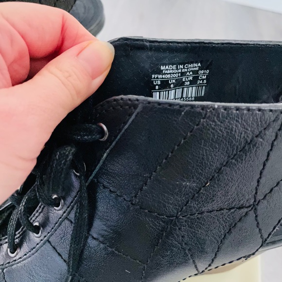 LIKE NEW Fossil Open Toe Leather Wedge Booties Sz8 - Picture 5 of 6